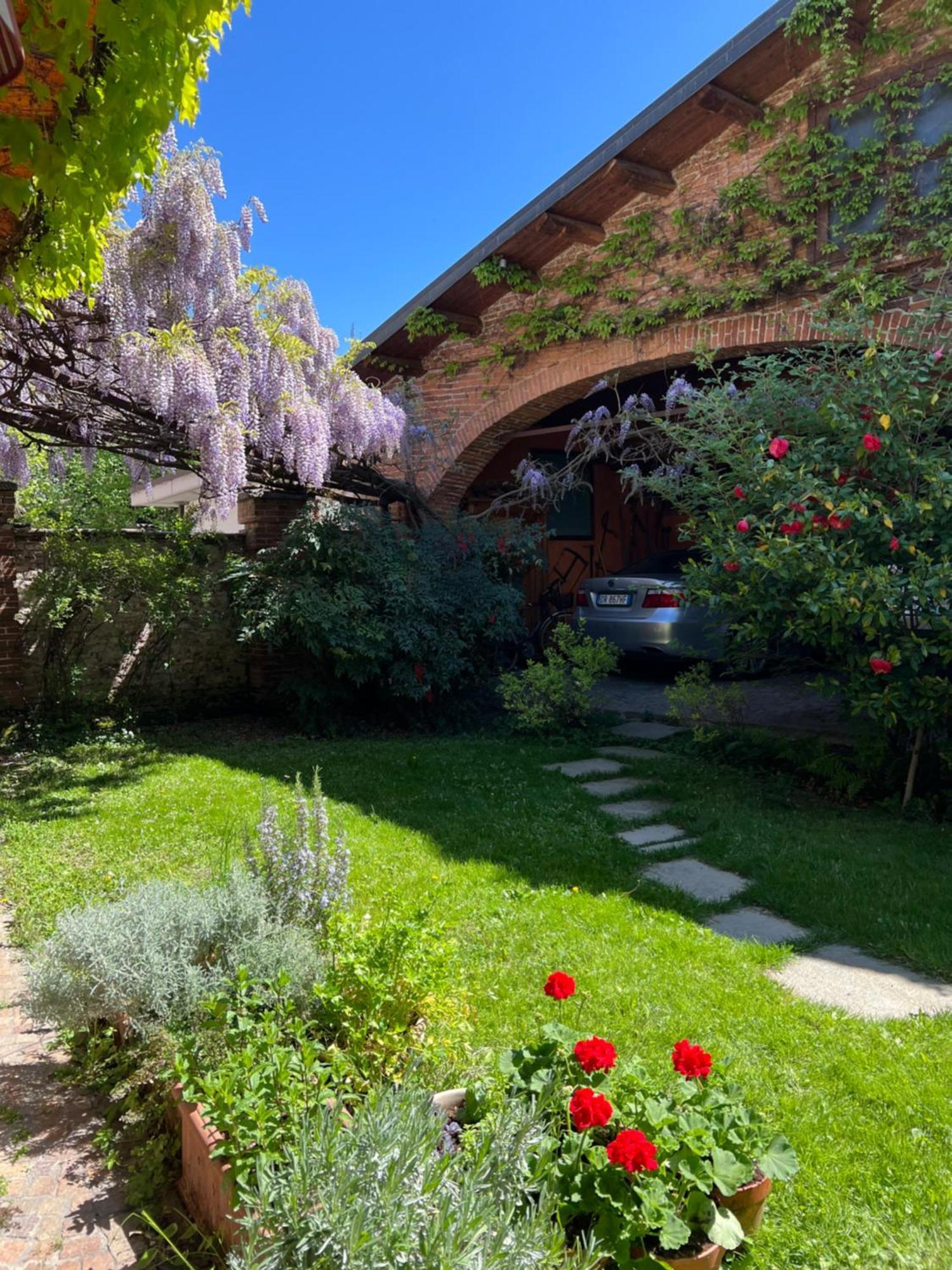 מלון Boves La Casa Arancione מראה חיצוני תמונה